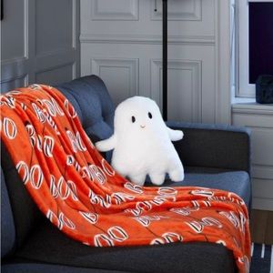 *HTF!*Faux Shearling Ghost Novelty Halloween Throw Pillow White - Hyde & EEK!